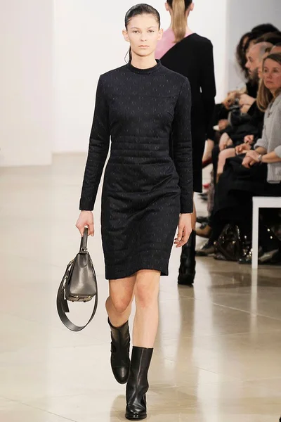 Look 9